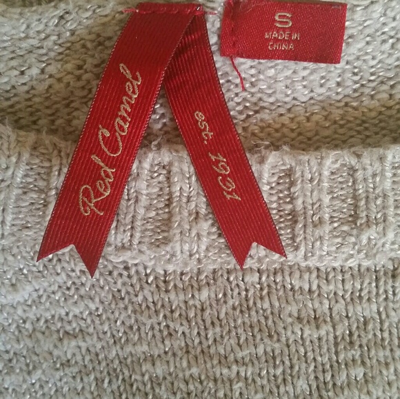 Red Camel cozy sweater - Picture 3 of 4